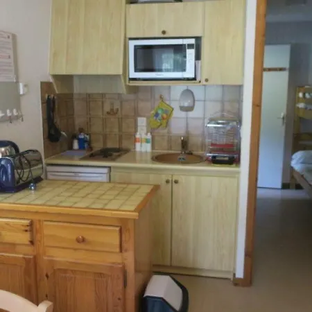 - 4 Pers, 19 M2, 1/0 Appartement